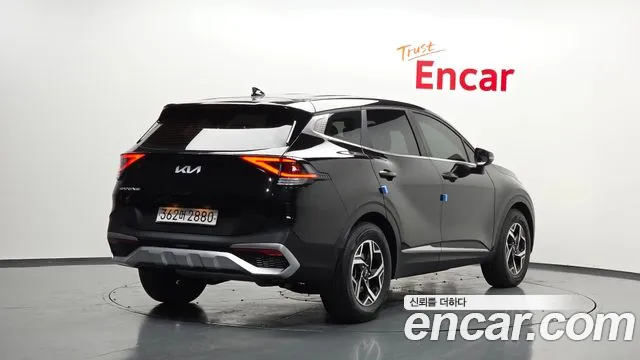 Kia Sportage Sportage 5-е поколение Бензин 1.6 турбо 2WD — Фото автомобиля 2