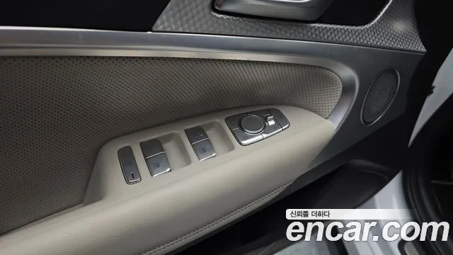 Genesis G70 New — Фото автомобиля 29