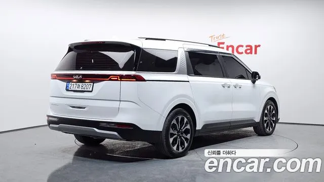 Kia Canival Carnival 4 поколение 9 мест Prestige — Фото автомобиля 2