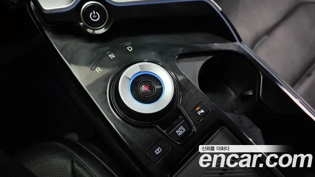 Kia EV6 — Фото автомобиля 12