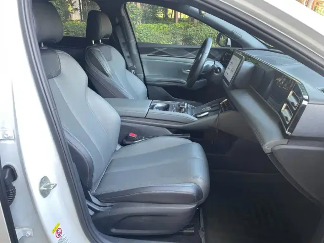 BYD Qin L 2024 DM-i 80KM Leading Edition — Фото автомобиля 9