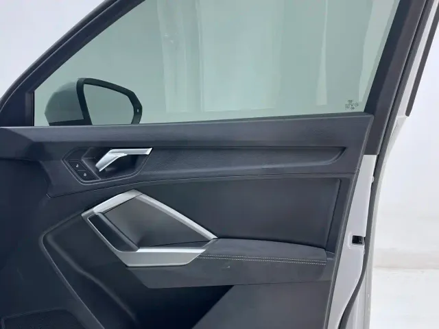 Audi Q3 — Фото автомобиля 25