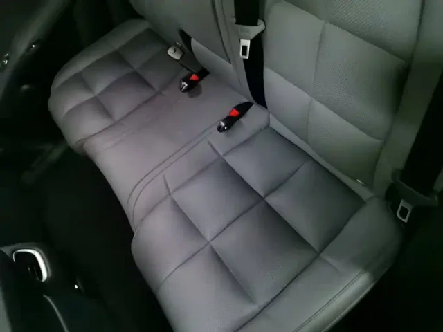 IM Motors LS6 — Фото автомобиля 16