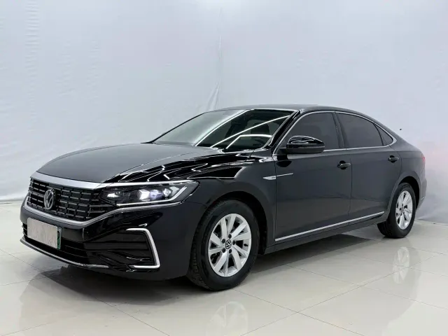 Фотография автомобиля — Volkswagen Passat
