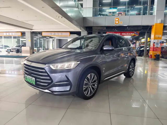 Фотография автомобиля — BYD Song Pro