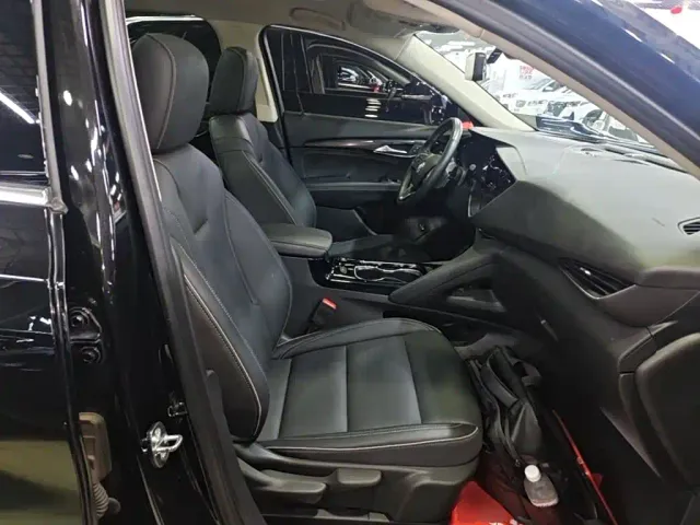 Buick Envision Plus — Фото автомобиля 24