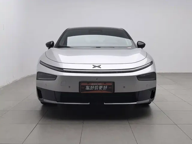 Xpeng P7+ — Фото автомобиля 3