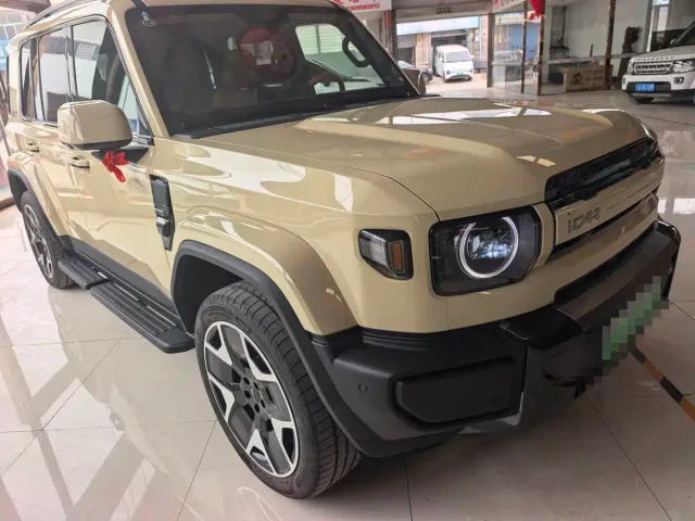 iCAR V27 — Фото автомобиля 3