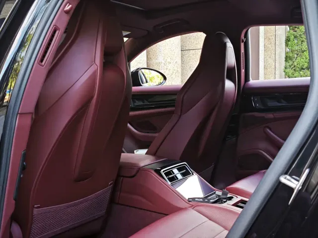 Porsche Panamera — Фото автомобиля 17