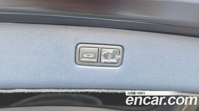Genesis GV80 — Фото автомобиля 16