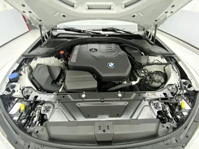 BMW 3 Series — Фото автомобиля 12