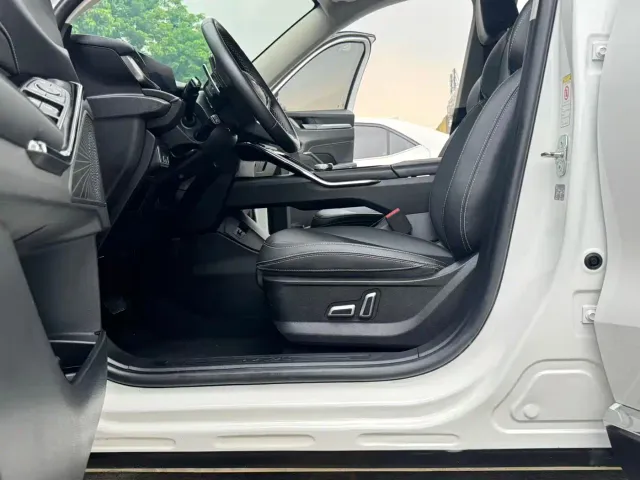 Haval H6 — Фото автомобиля 11
