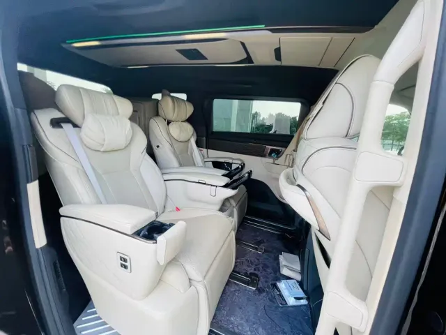 Toyota Vellfire — Фото автомобиля 9