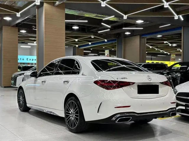 Mercedes-Benz C-Class — Фото автомобиля 6