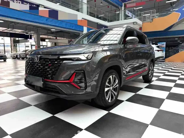 Фотография автомобиля — Changan CS35 Plus