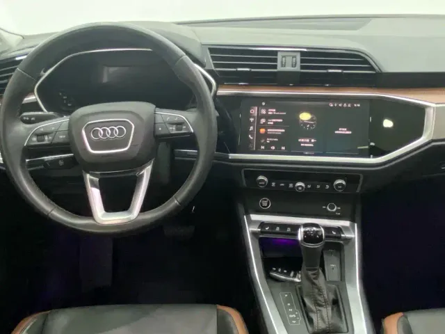 Audi Q3 — Фото автомобиля 12