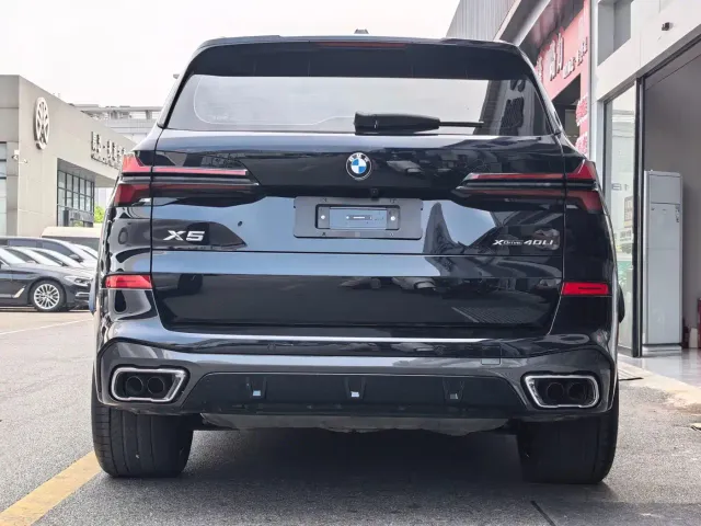 BMW X5 — Фото автомобиля 10