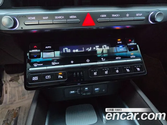 Hyundai Grandeur GN7 — Фото автомобиля 19
