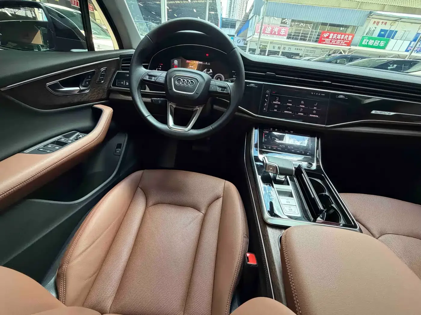Audi Audi Q7 2024 45 TFSI quattro S line Sport — Фото автомобиля 29