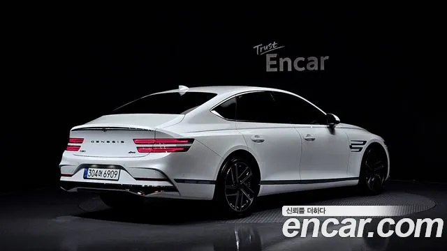 Genesis G80 Бензин 2.5 турбо AWD — Фото автомобиля 2