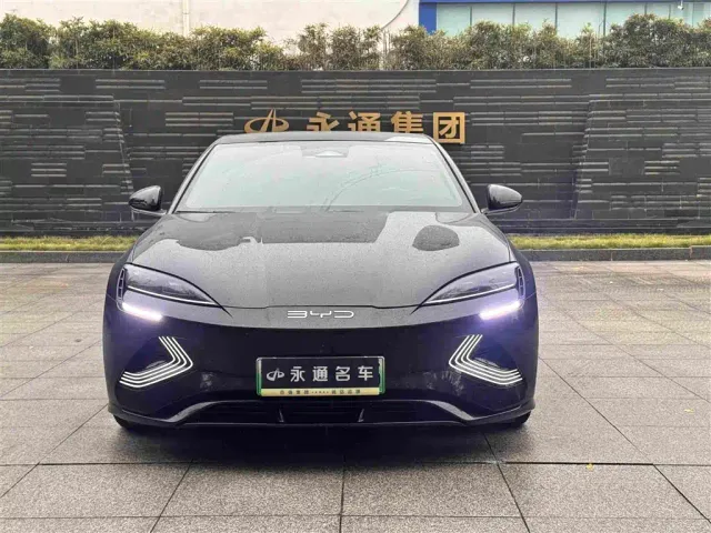 BYD Seal — Фото автомобиля 2