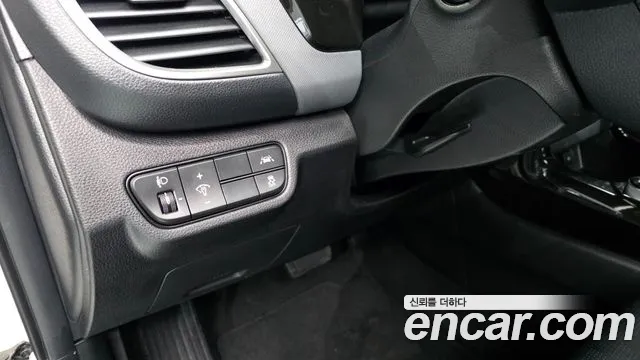 Kia Seltos — Фото автомобиля 22