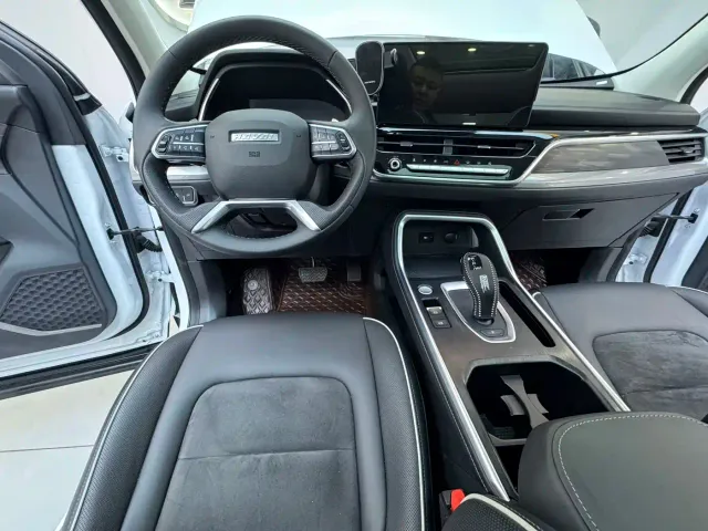 Haval H6 — Фото автомобиля 9