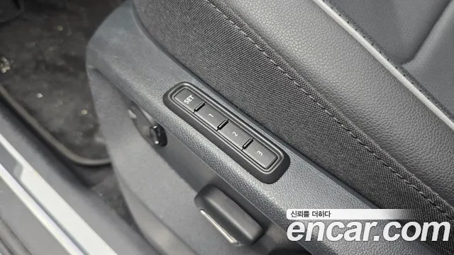 Volkswagen Tiguan — Фото автомобиля 12