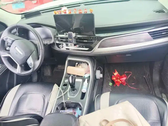 Haval H6 — Фото автомобиля 12