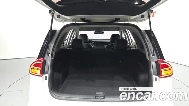 Kia Niro — Фото автомобиля 26
