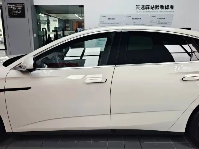 BYD Seal 07 DM-i — Фото автомобиля 19
