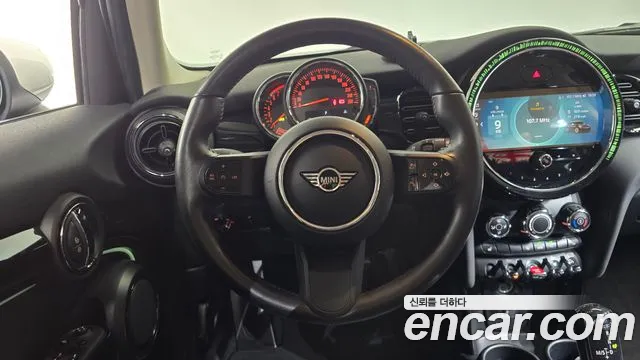 MINI Cooper — Фото автомобиля 13