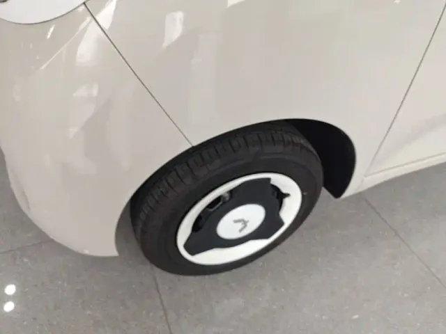 Wuling Hongguang Mini EV — Фото автомобиля 22