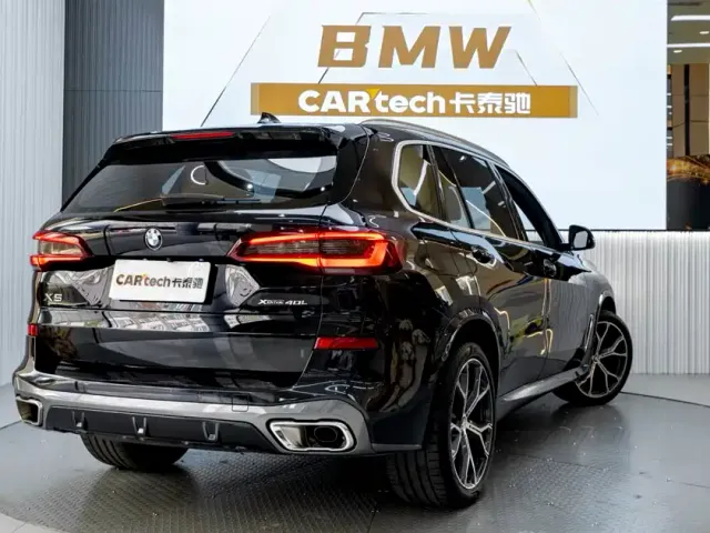 BMW X5 — Фото автомобиля 7
