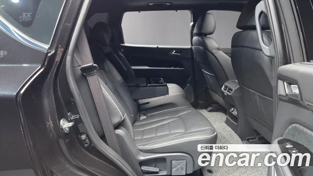 KG_Mobility_Ssangyong Rexton Rexton Arena Дизель 2.2 4WD — Фото автомобиля 12