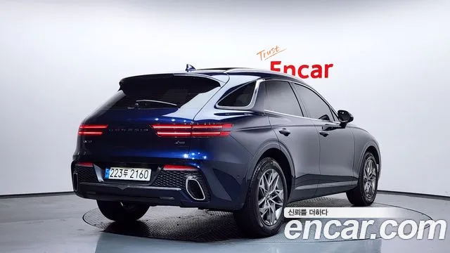 Genesis GV70 2.5T Бензин AWD — Фото автомобиля 2