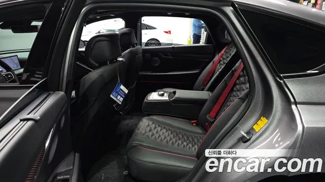 Genesis G80 RG3 — Фото автомобиля 18