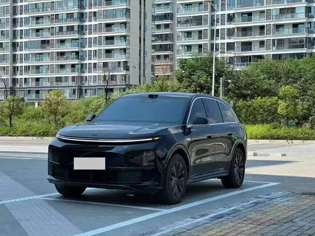 Фотография автомобиля — Li Auto L6