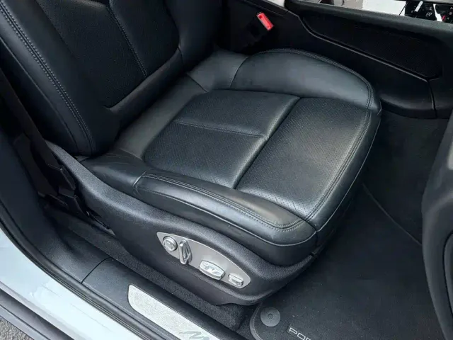 Porsche Macan — Фото автомобиля 15