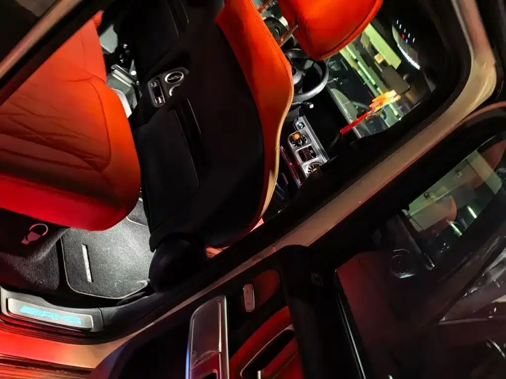 Mercedes-Benz Mercedes-Benz G-Class AMG 2025 AMG G 63 — Фото автомобиля 14