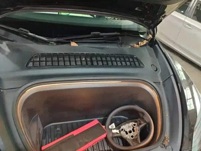 Tesla Model Y — Фото автомобиля 7