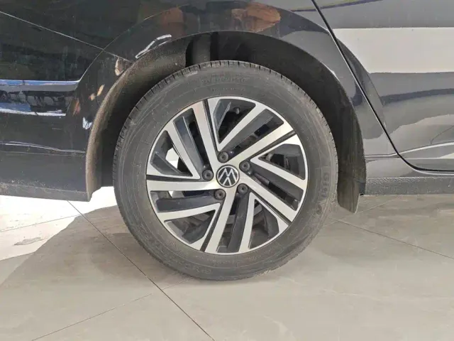 Volkswagen Lavida — Фото автомобиля 6