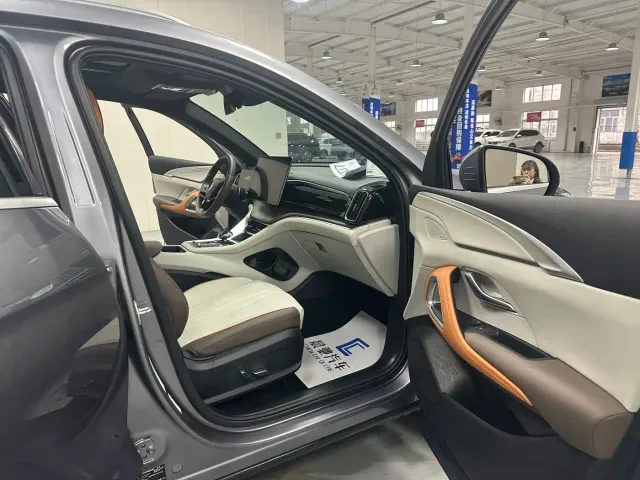 BYD Song Pro — Фото автомобиля 13