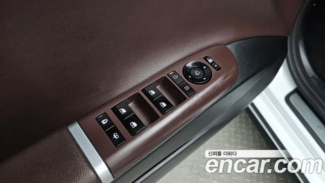 Hyundai Grandeur GN7 — Фото автомобиля 26