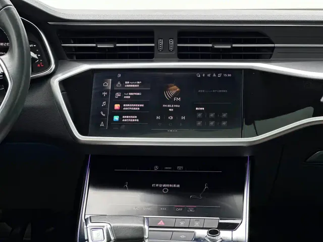 Audi A7L — Фото автомобиля 15