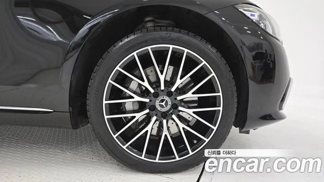 Mercedes-Benz S-Class — Фото автомобиля 5