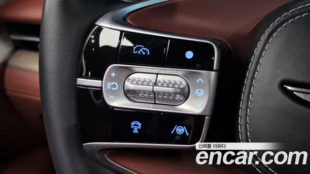 Genesis G90 Бензин 3.5 турбо AWD — Фото автомобиля 12