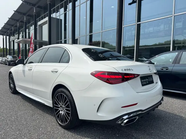 Mercedes-Benz C-Class — Фото автомобиля 4