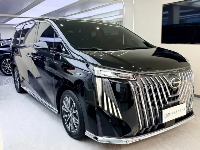 GAC Trumpchi M8 — Фото автомобиля 3