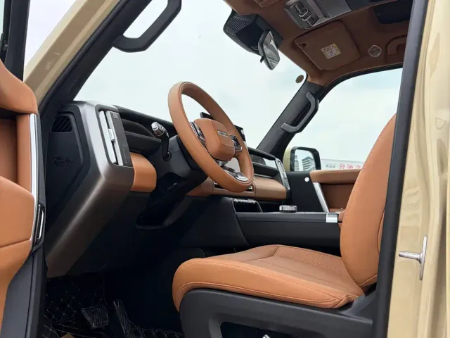 iCAR V27 — Фото автомобиля 16